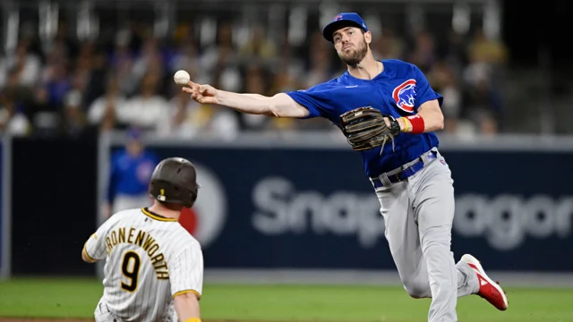 Kyle Hendricks' masterful night gets Chicago Cubs back in win column vs  Padres