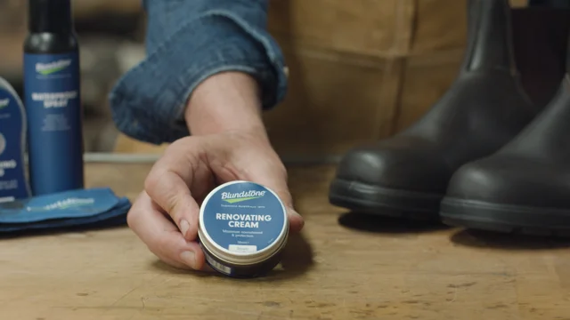 Blundstone boot polish store and conditioner