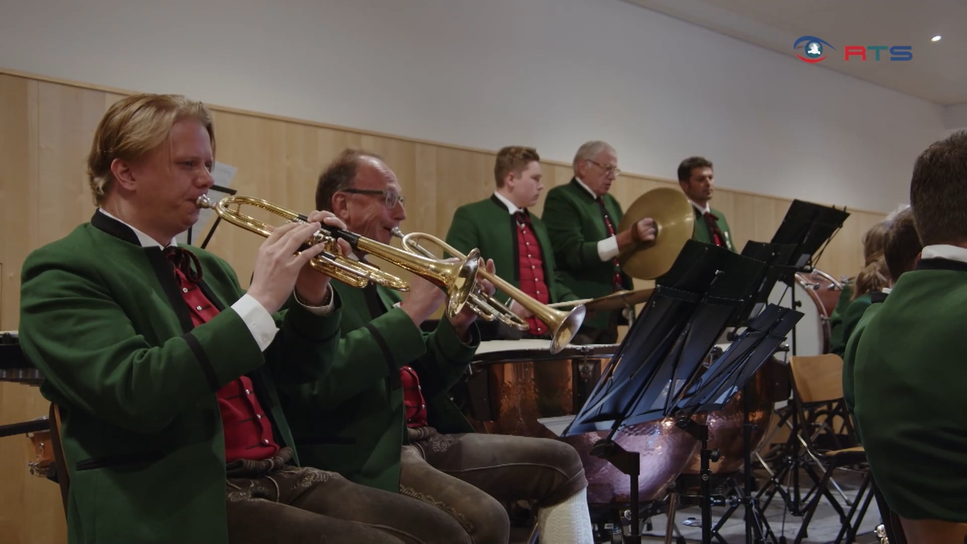 fruehlingskonzert-der-trachtenmusikkapelle-zederhaus