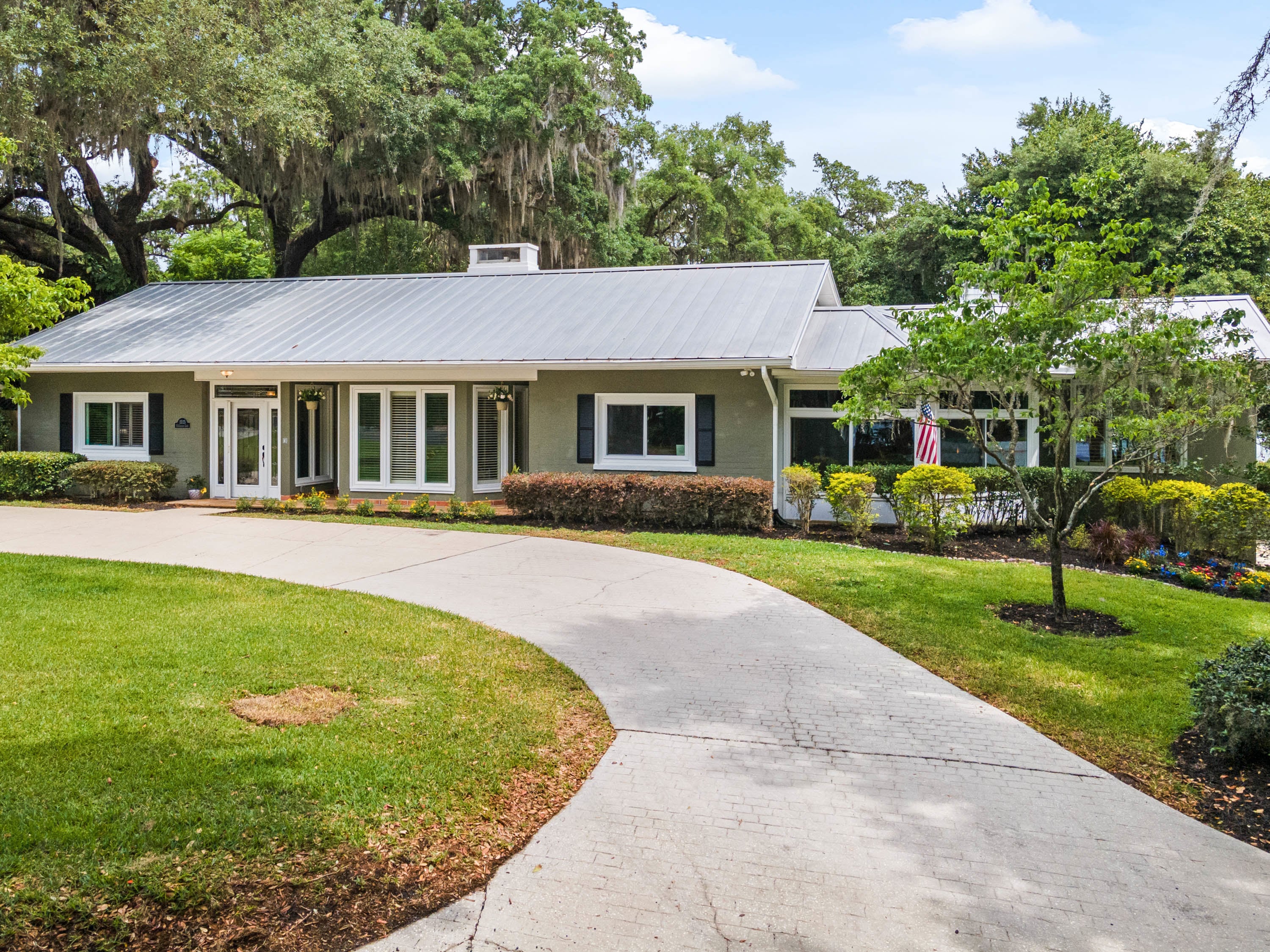 1535 East Crooked Lake Drive, Eustis, FL 32726 (MLS) on Vimeo