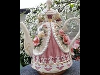 Beauty Skirt English Tea Set Porcelain Wedding Gift
