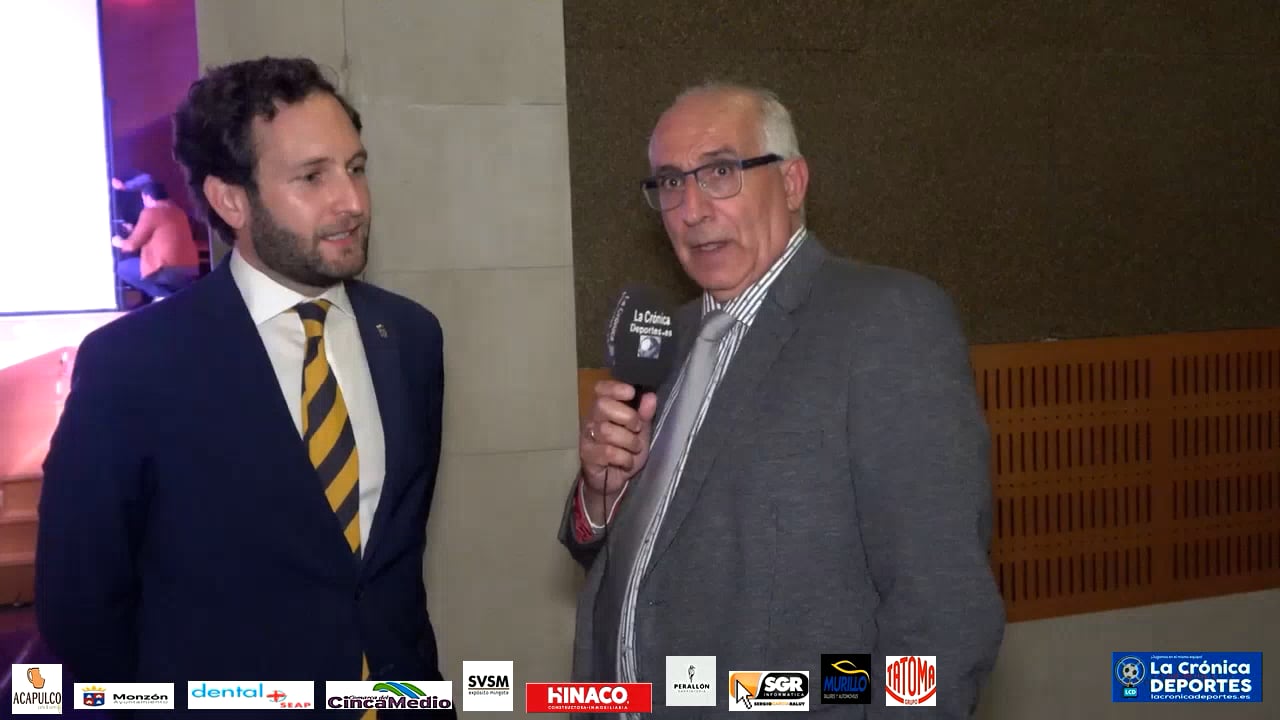ISAAC  CLAVER, ALCALDE DE MONZÓN EN LOS PREMIOS AL DEPORTE DE LA CIUDAD