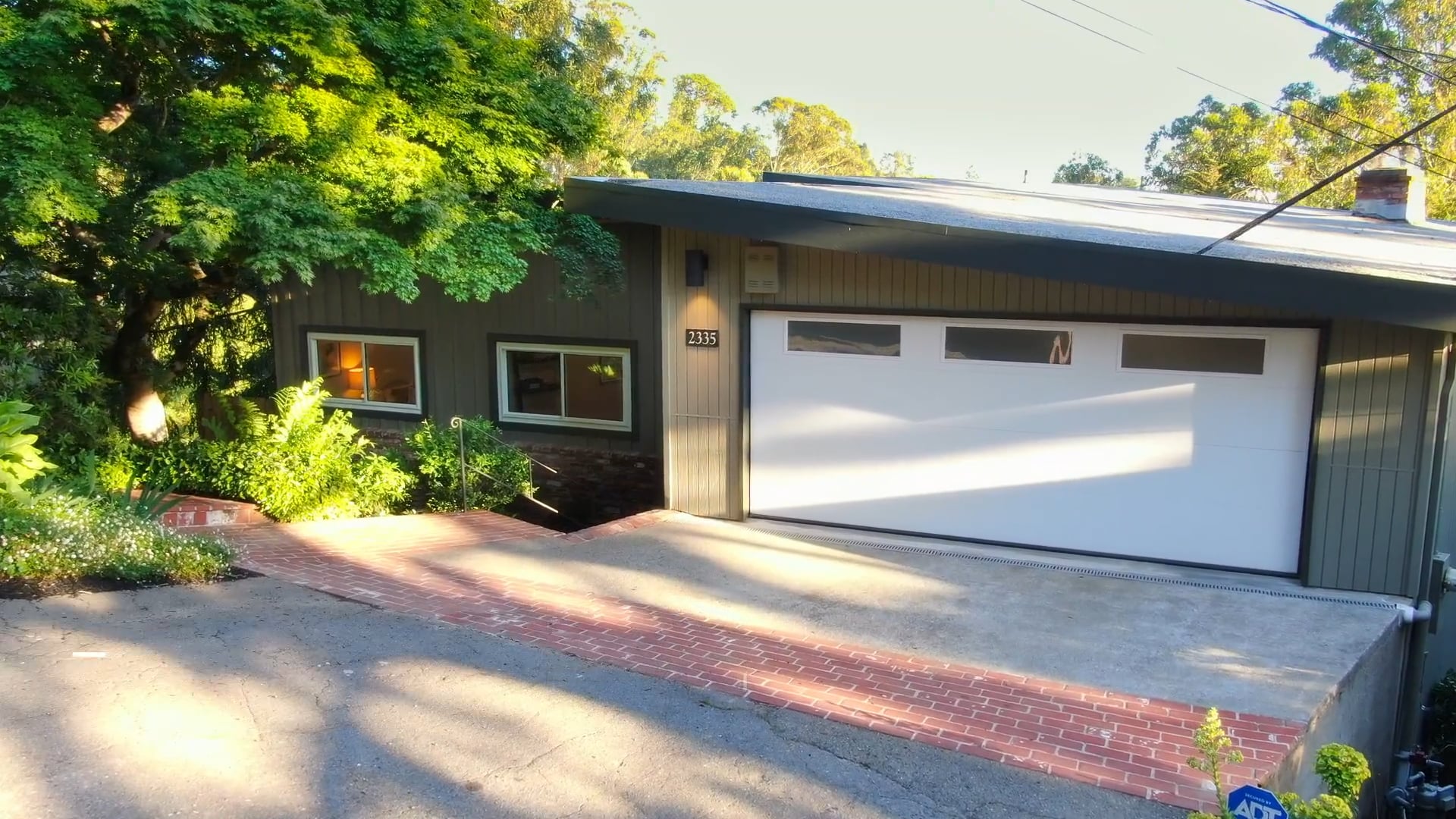 2335 Pelham Place_Branded.mov