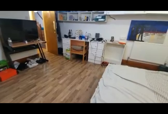 Video 1: 