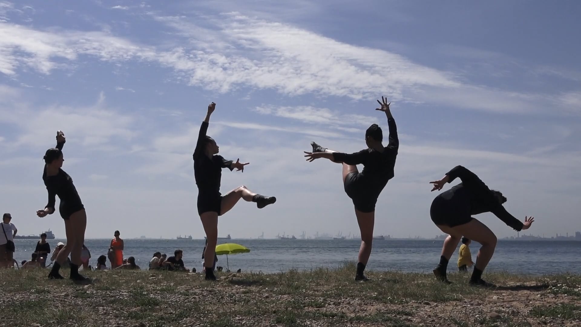 La mémoire de l'eau (version bord de mer) - Cie Pernette - Teaser