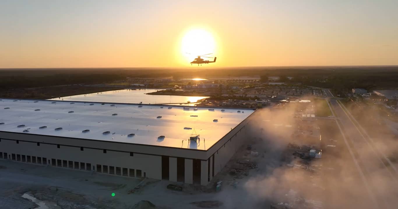 First Lift of the Day for HVAC at Uline in Naples on Vimeo