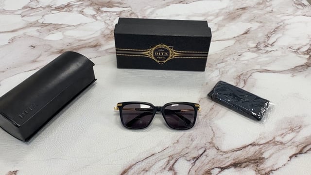 18k Gold Dita Cooper Dita Men's Cooper DRX-2075 18K Gold Fashion