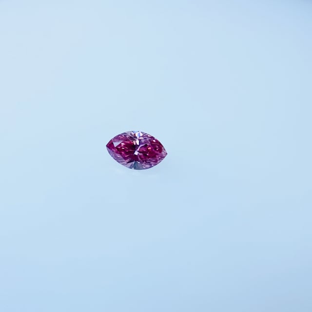 FANCY PURPLISH PINK 0.034ct MQ/RT1697 - www.prested.co.uk