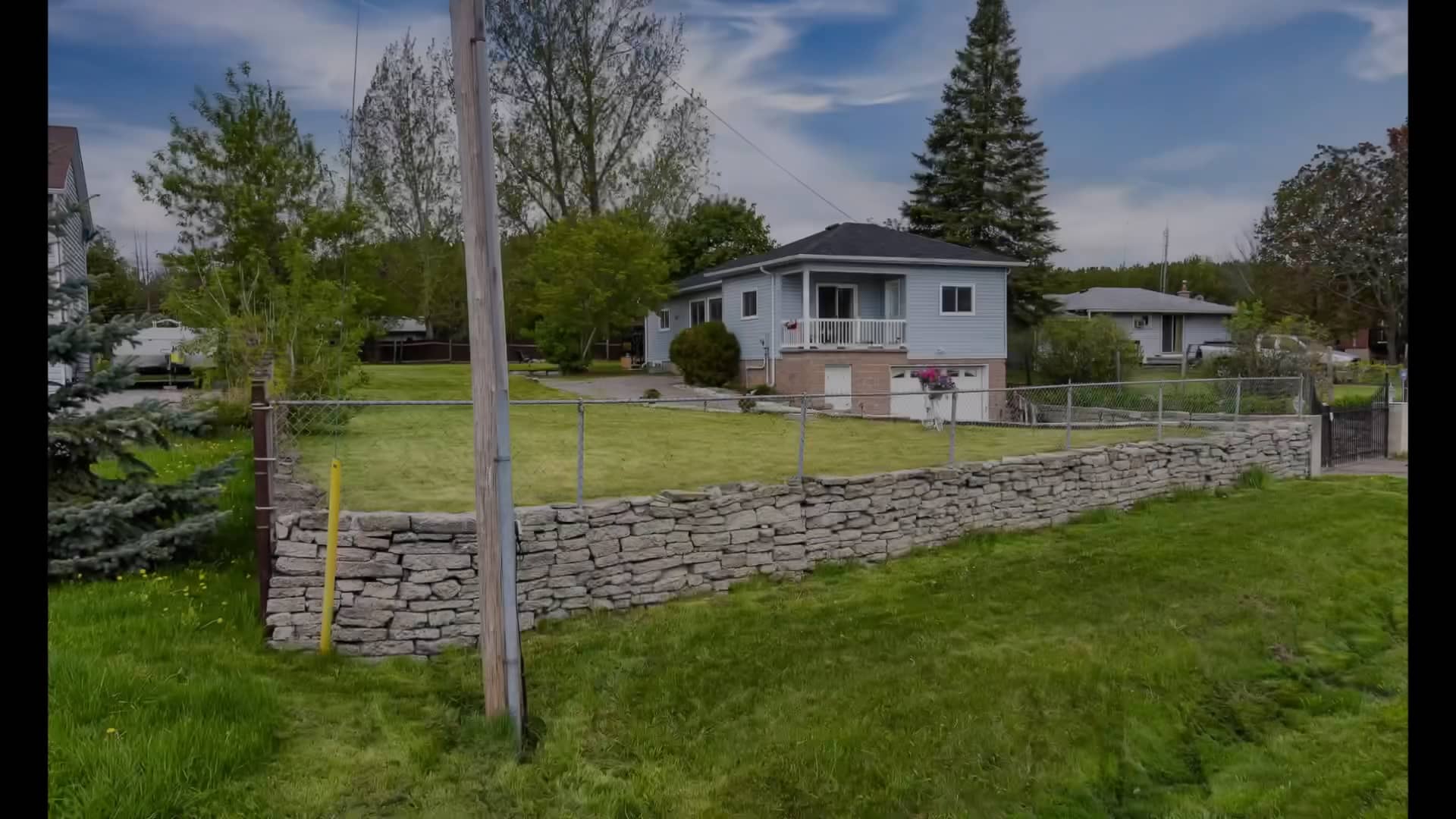 18 Newman Road Little Britain Ontario (slideshow) on Vimeo