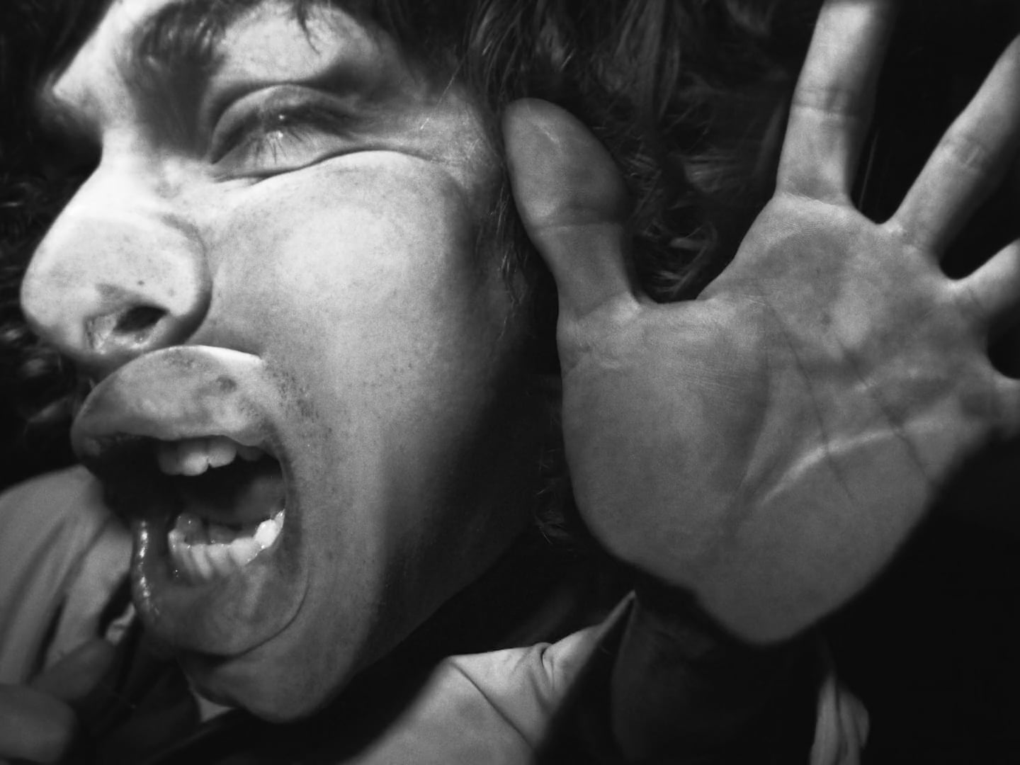 more* - "Woman on the Move" (Official Music Video)