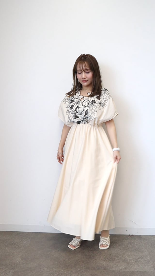 eimy Leyla flower エンブロイダリーカシュクールワンピース
