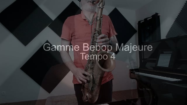 Image représentant une miniature de la vidéo de l'exercice : Jouer le mode Bebop majeur par 1/2<sup>T</sup> descendant, 300 Bpm 