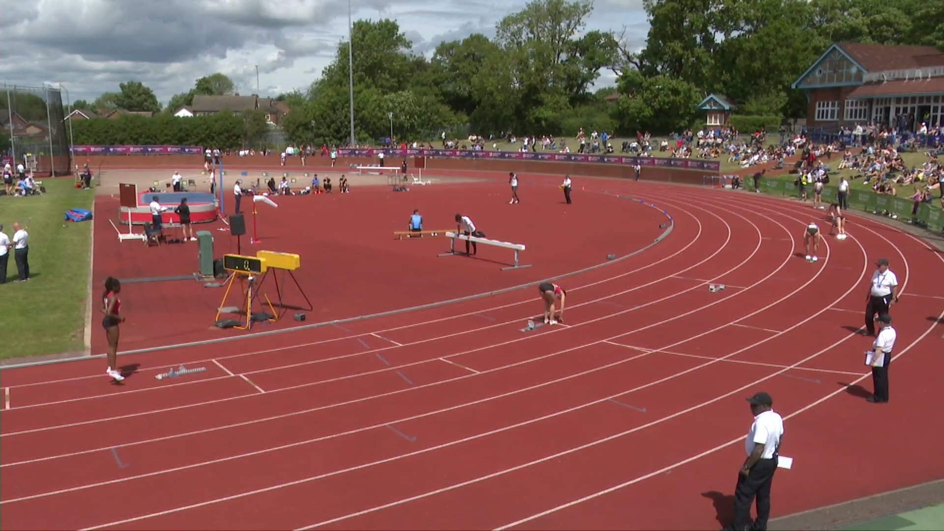 Womens 400m Guest 2
