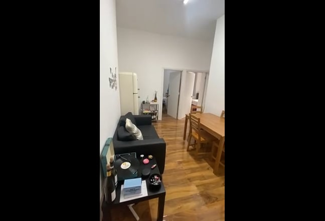 Video 1: Room 1: £265pw with bills included. (Available NOW)