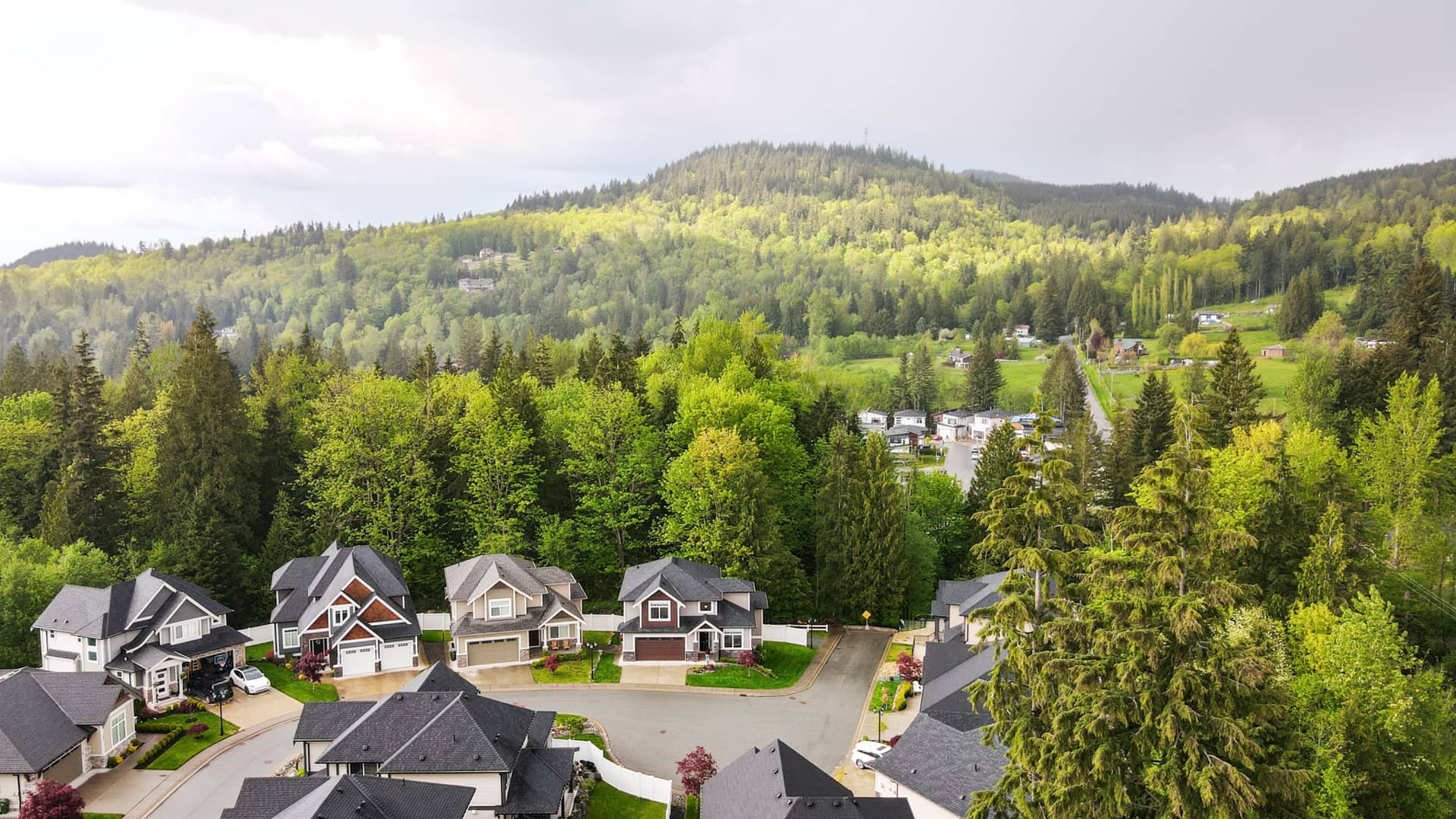 ELAINE KAY // 1174595 Sumas Mountain Road (4K) on Vimeo