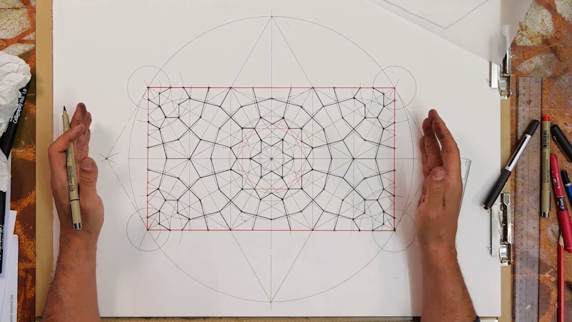 Art of Islamic Patterns 3: Mughal Jaali (Perforated Latticed Screen ...