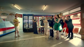 Ladbrokes Autumn Campaign - Standing Ovation