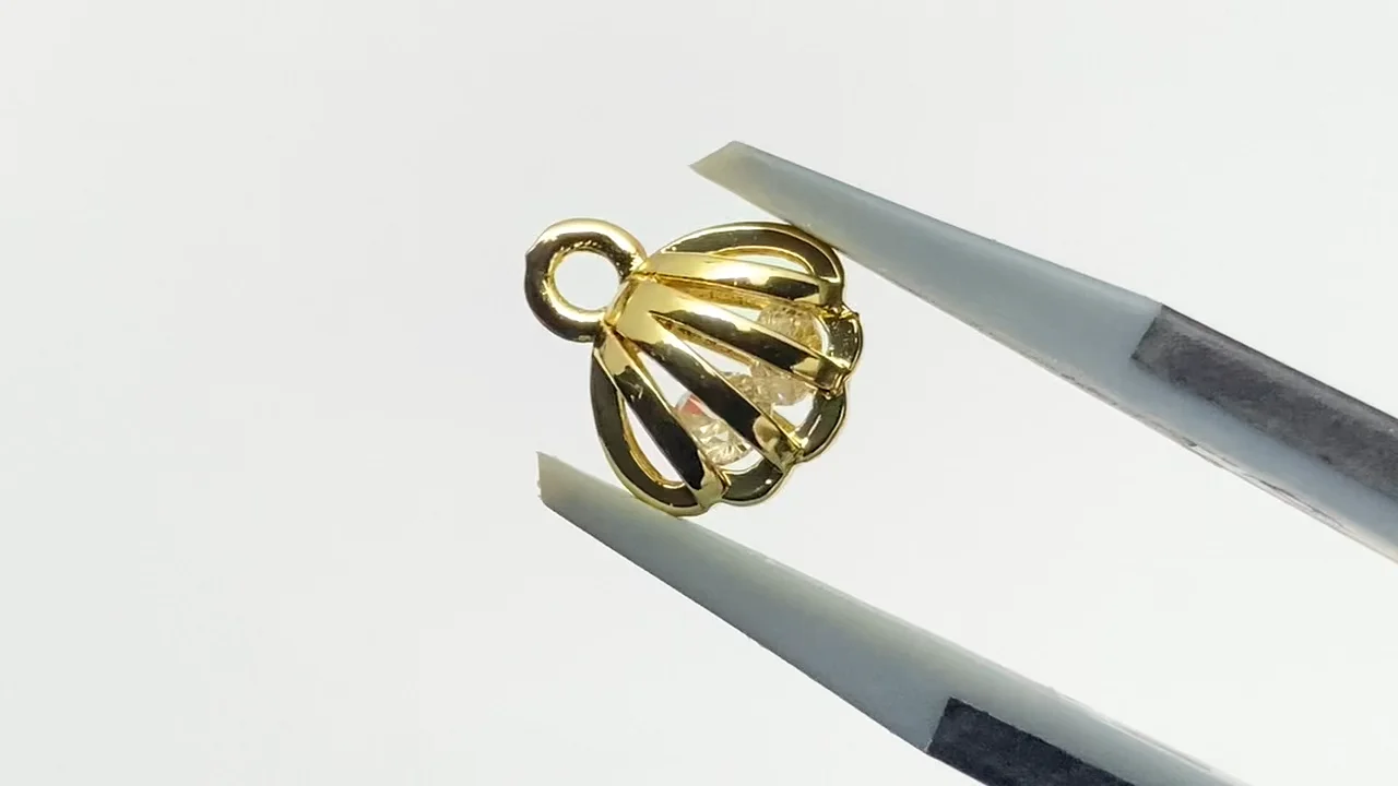 メタルパーツ シェル（貝）モチーフ チャーム8×7mm ゴールドカラー