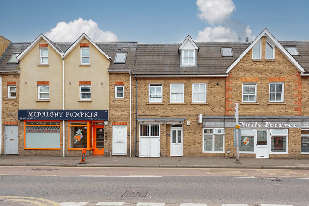 Gallery Court, Walton Road, East Molesey Newton Huxley on Vimeo