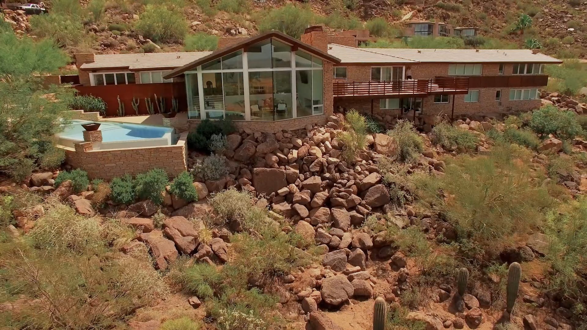 Private Home Accomodations_Sanctuary Resort Camelback Mountain