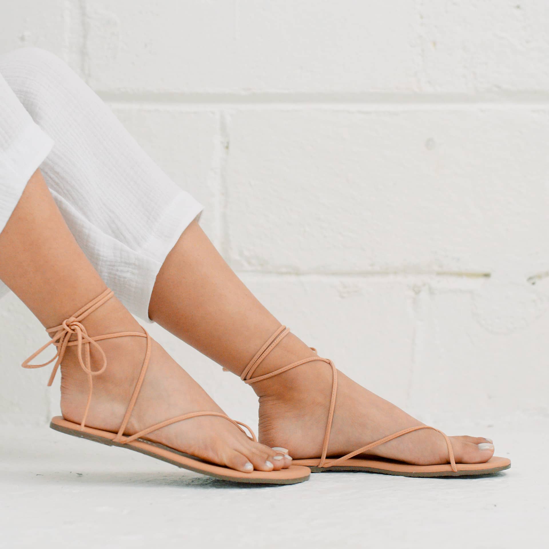 TKEES Lilu & Roe Square Video