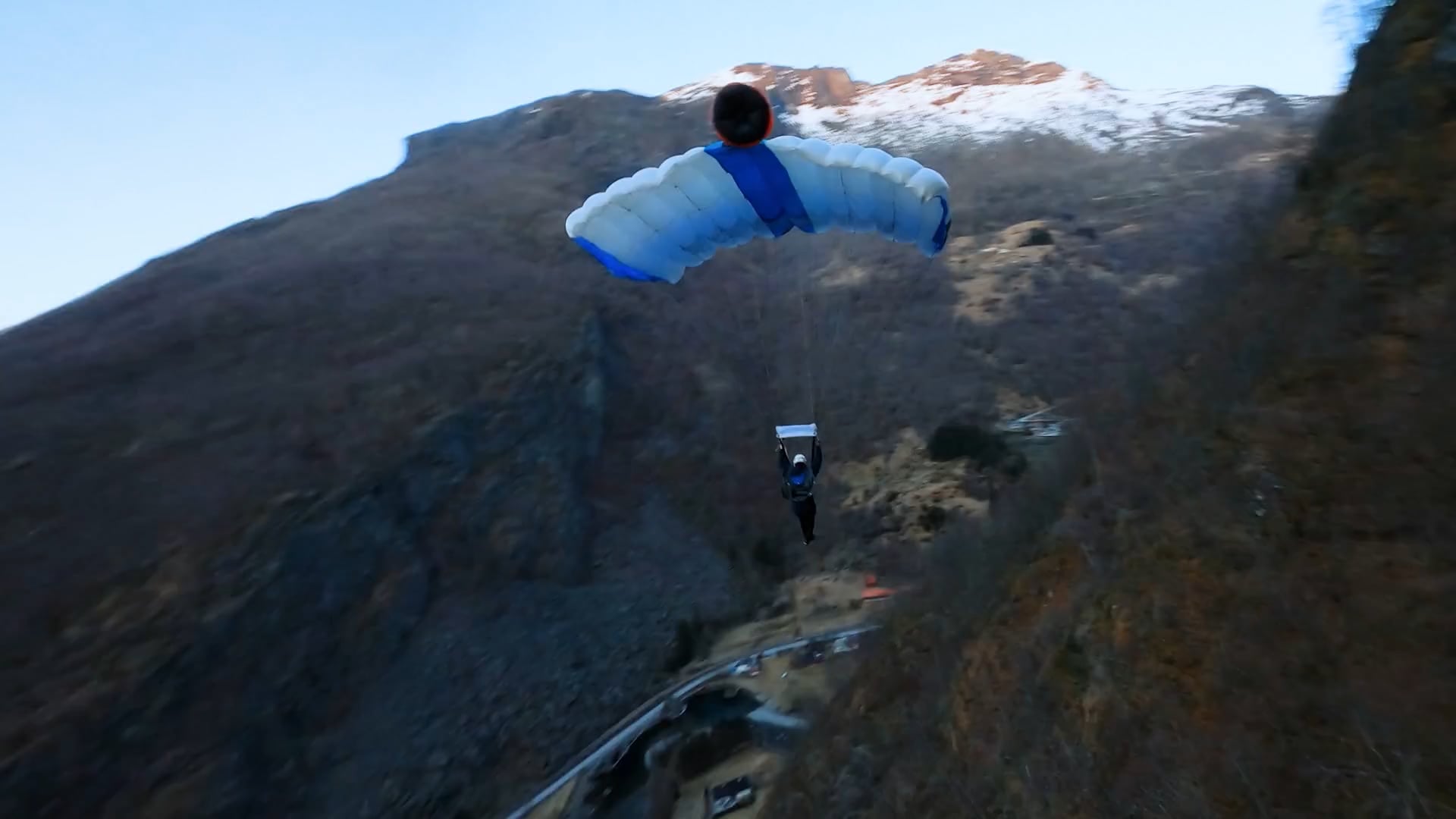 Base Jump - Norway .mp4