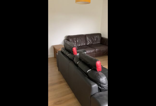 Room available 1 June  Main Photo