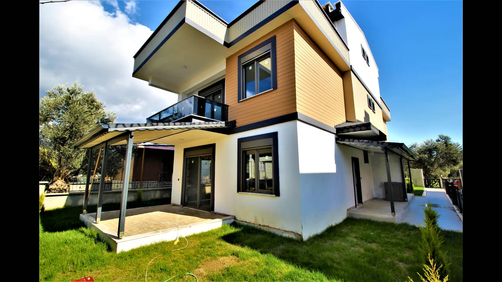 Müstakil Ev Balıkesir GÜMÜŞ�DEN GÜRE�DE DOĞA MANZARALI 5+1 SATILIK