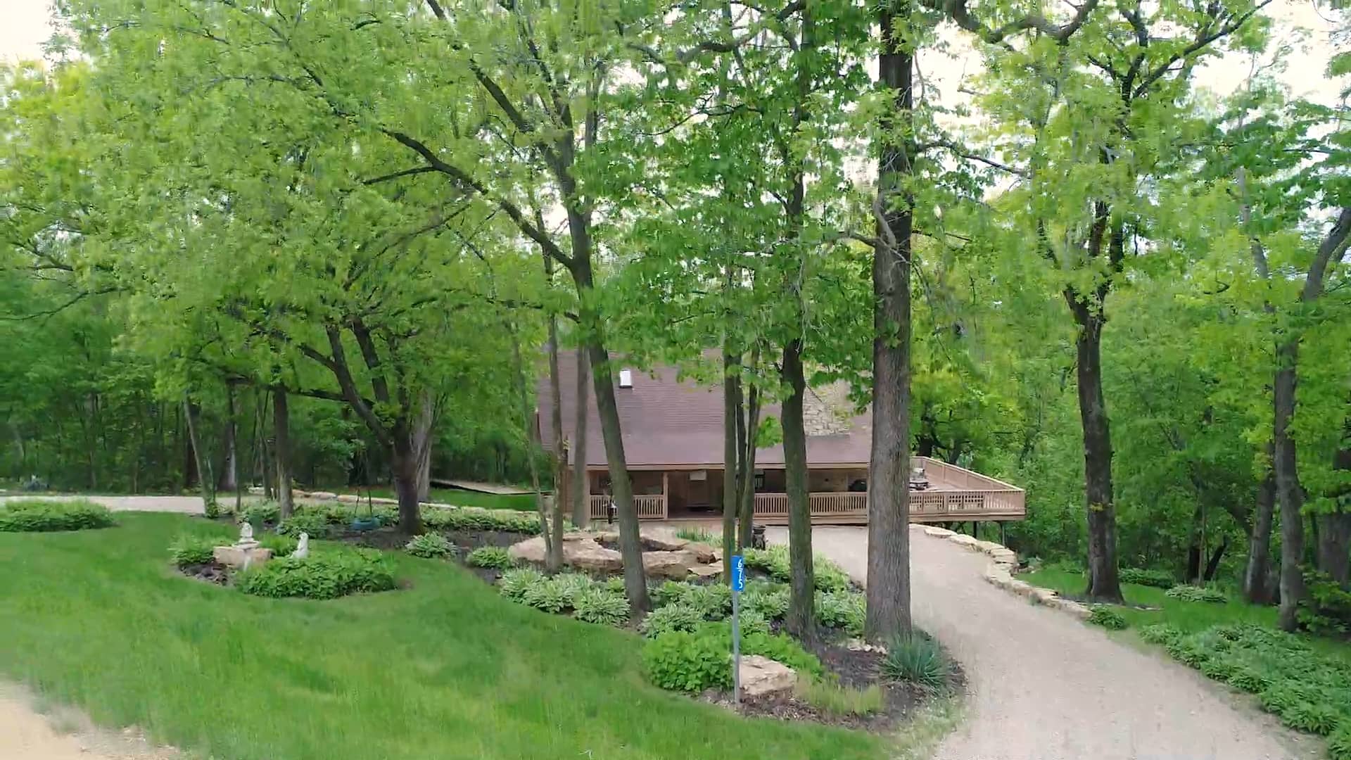 6A75 Shenandoah Ln, Apple Canyon Lake, Apple River, IL on Vimeo