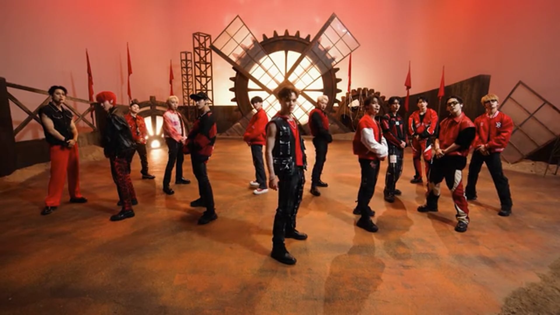 SEVENTEEN(세븐틴) - HOT @ Comeback Show 'Face the Sun'
