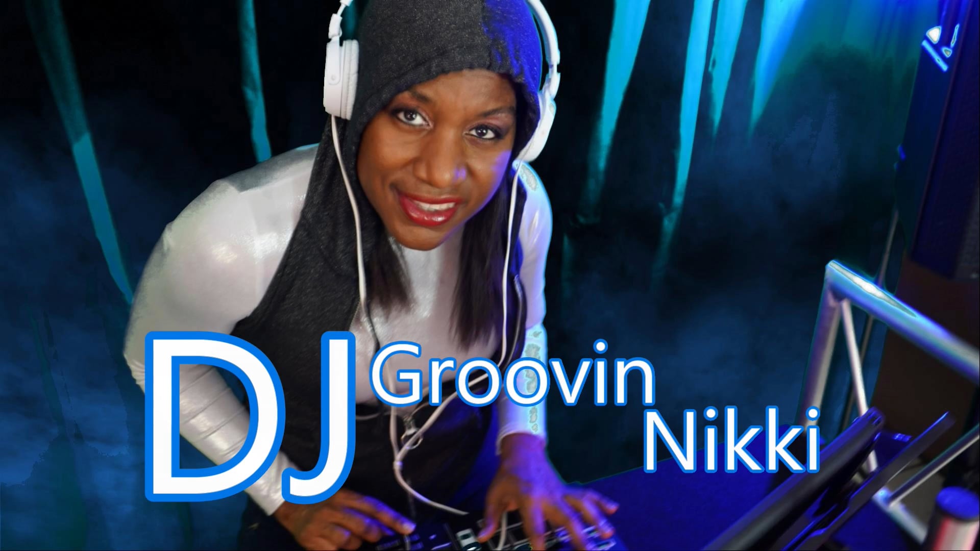 Promotional video thumbnail 1 for DJ Groovin Nikki who Sings and Dances