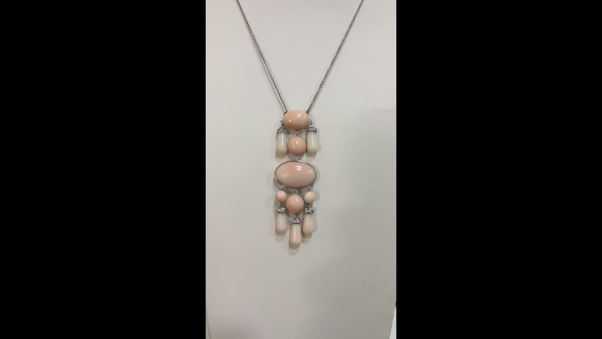 Pendentif En Or Blanc 18 Carats Avec Corail Rose Et Jadéite Violette - Neuf Avec étiquettes