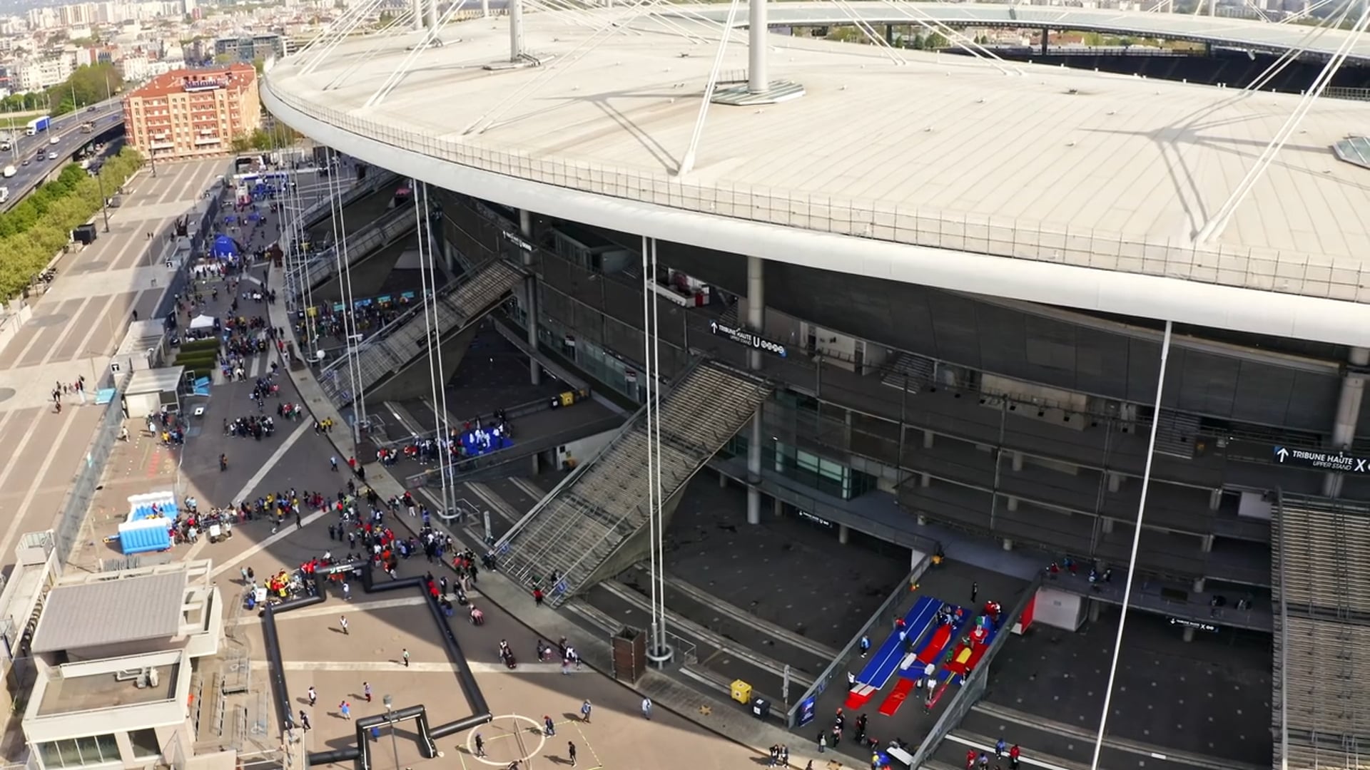 ASSOCIATION I 1ER DE CORDÉE - Journée Evasion au Stade de France