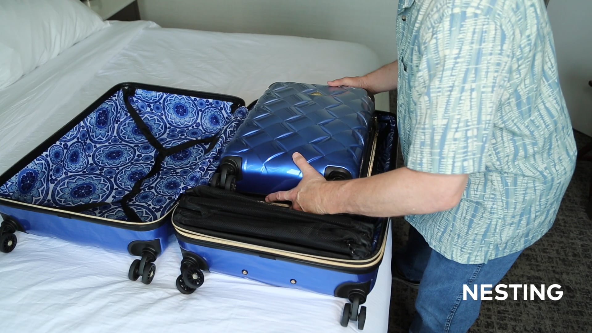 F25138 Triforce 2Piece Hardside Set and Hanging Organizer FEATURES