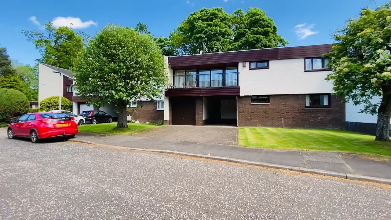 Regents Gate, Bothwell on Vimeo