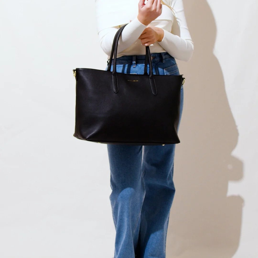 【LIYUR】Bien Mini Tote Bag _Black ☆送料関税込み☆ Baby Changing Tote Bag | Black | Katie Loxton