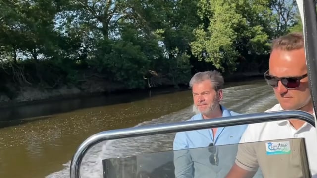 Avec Clovis Cornillac balade en bateau pour l'Avant-Première film "C'est Magnifique !"