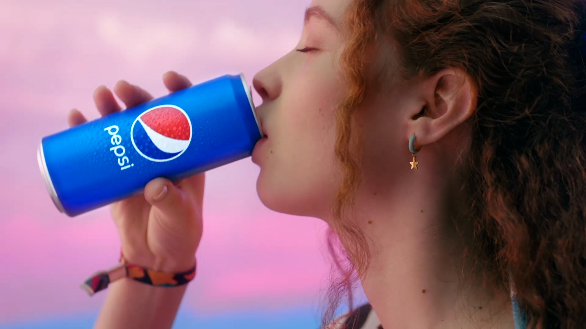 PEPSI "Follow Your Taste"
