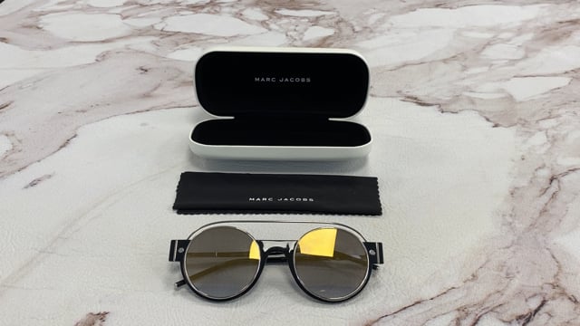 Marc Jacobs Women display picture 1