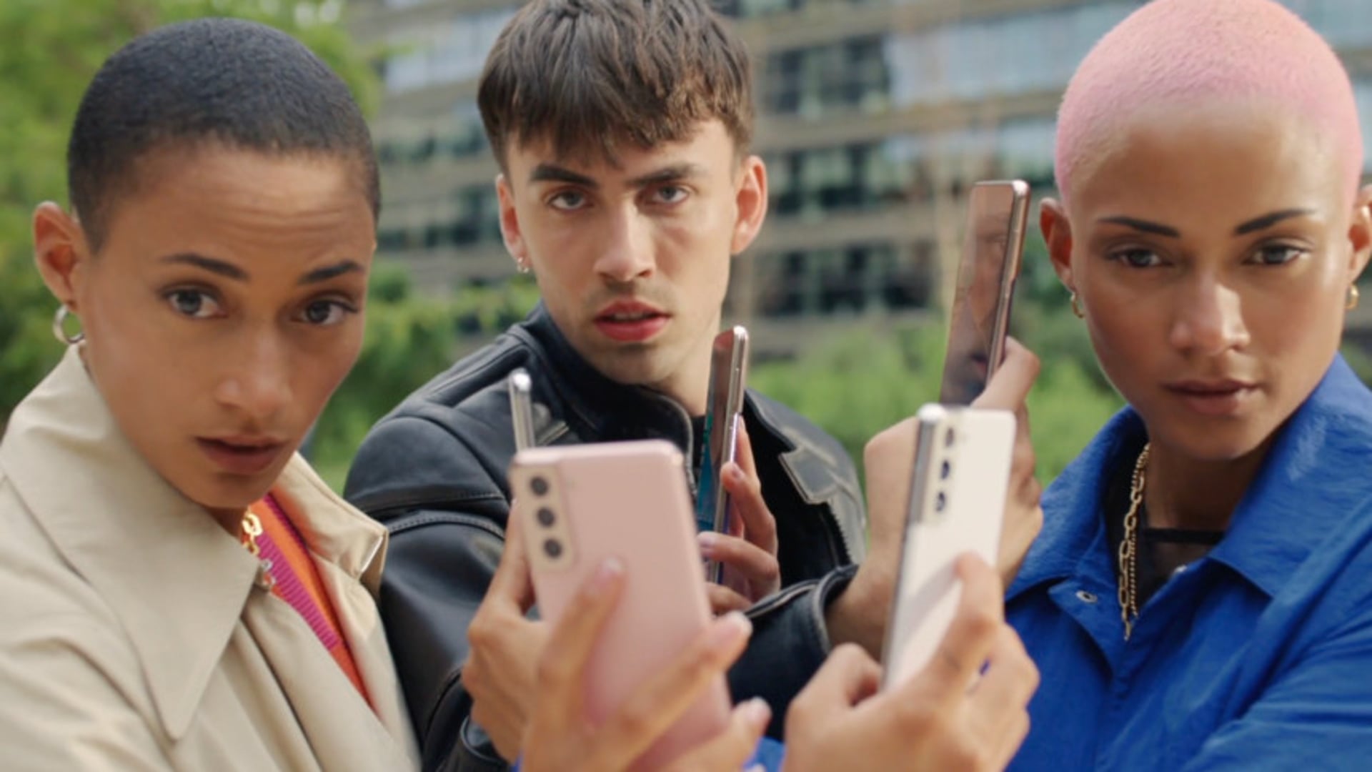 Henry Scholfield for SAMSUNG - See the epic in every day