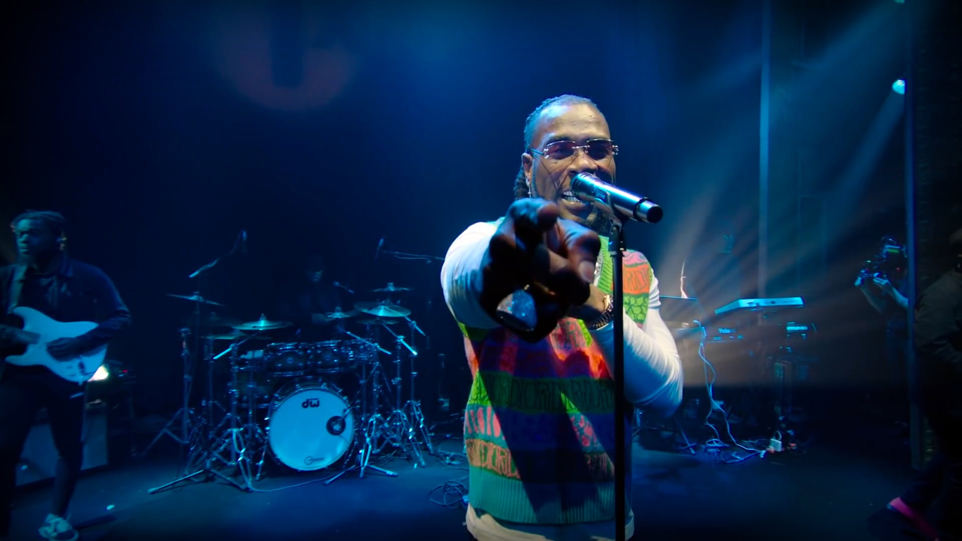 BURNA BOY - REAL LIFE (1XTRA LIVE)