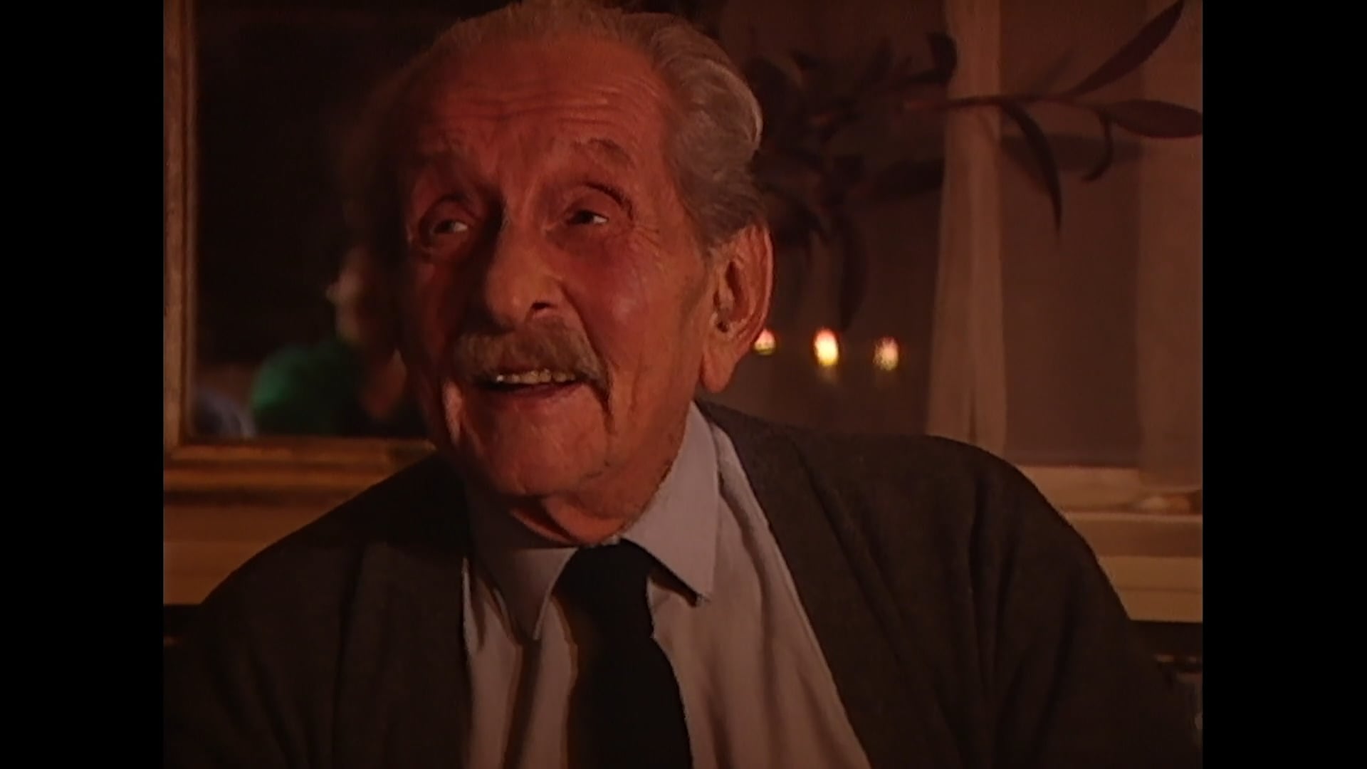 Mand med kamera - DK_trailer_Vimeo