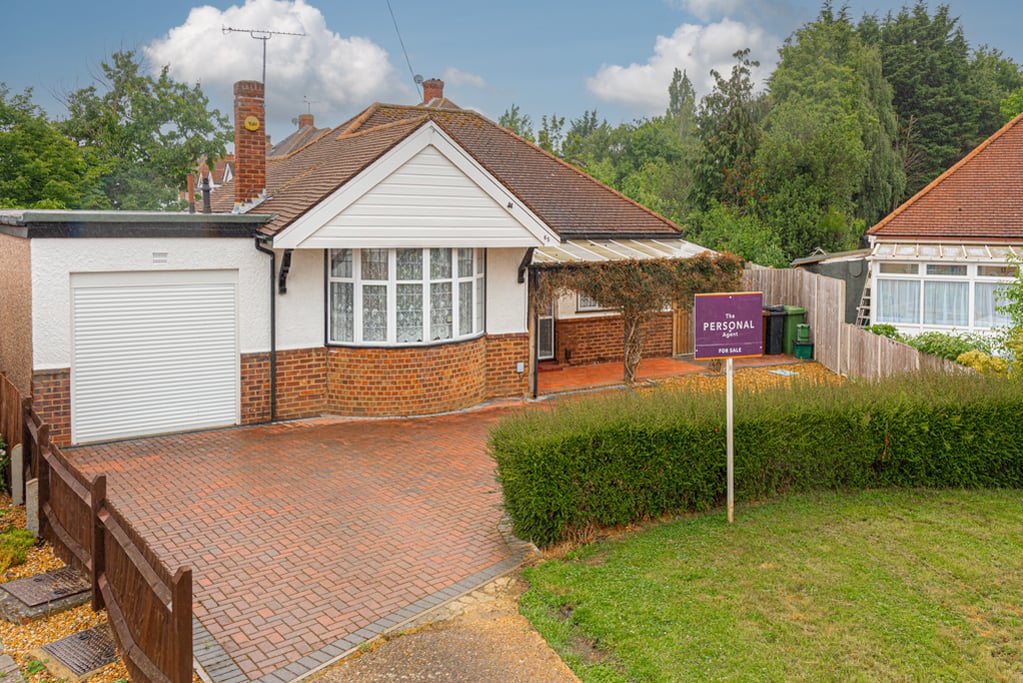 Firswood Avenue, Stoneleigh The Personal Agent on Vimeo