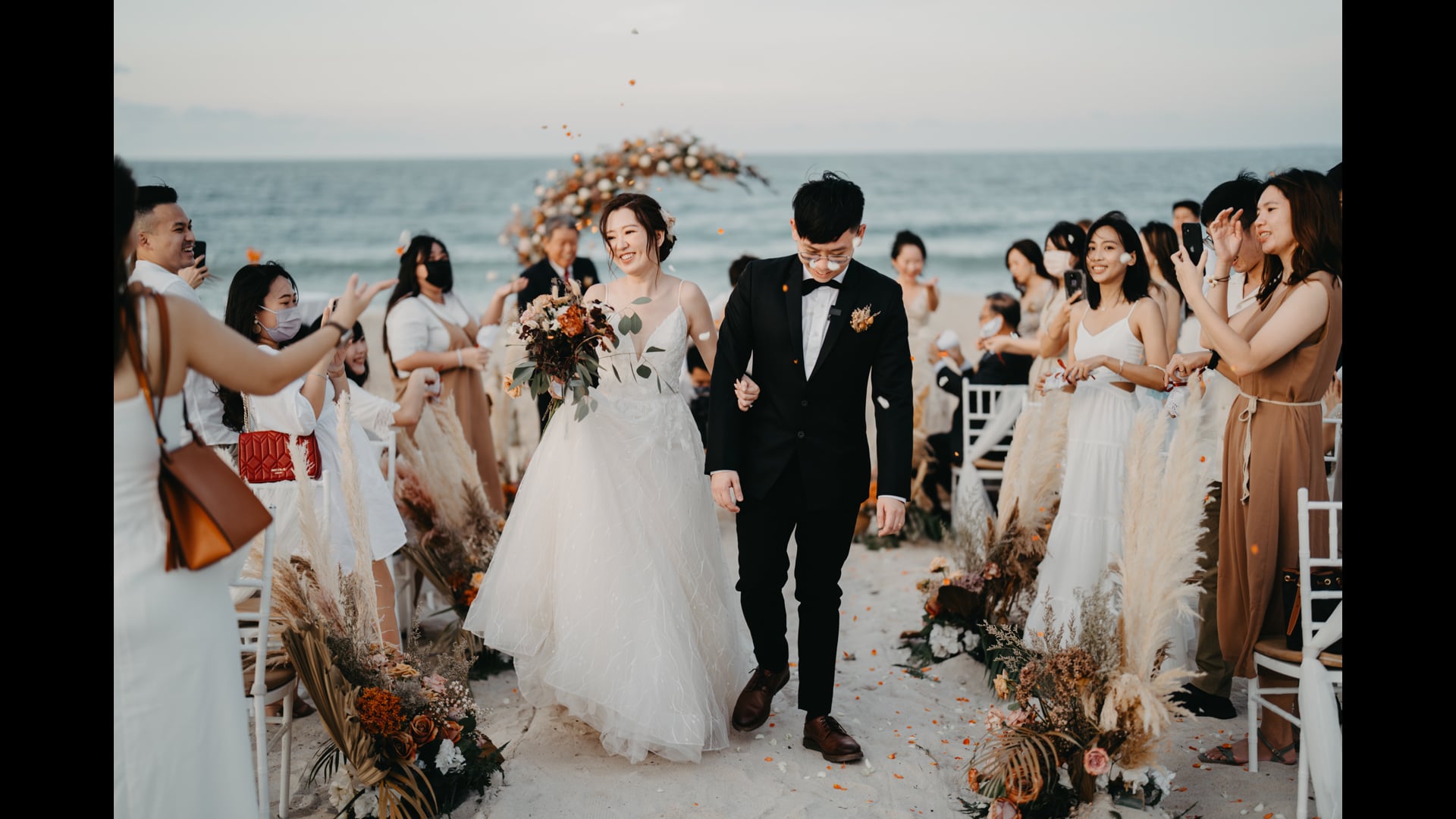 Chi Yang & Lusan Beach Wedding // Cinematic Highlight