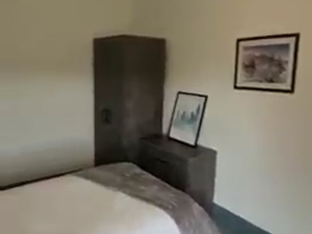 MODERN Bedroom With En-suite  Main Photo
