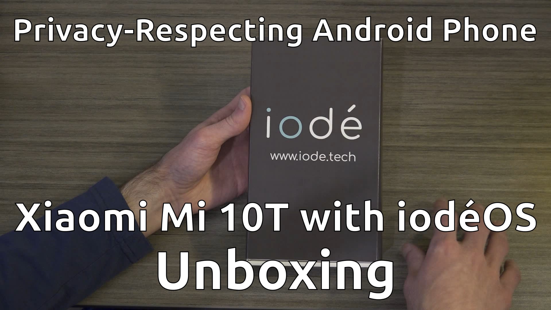 Unboxing a Iodé Phone