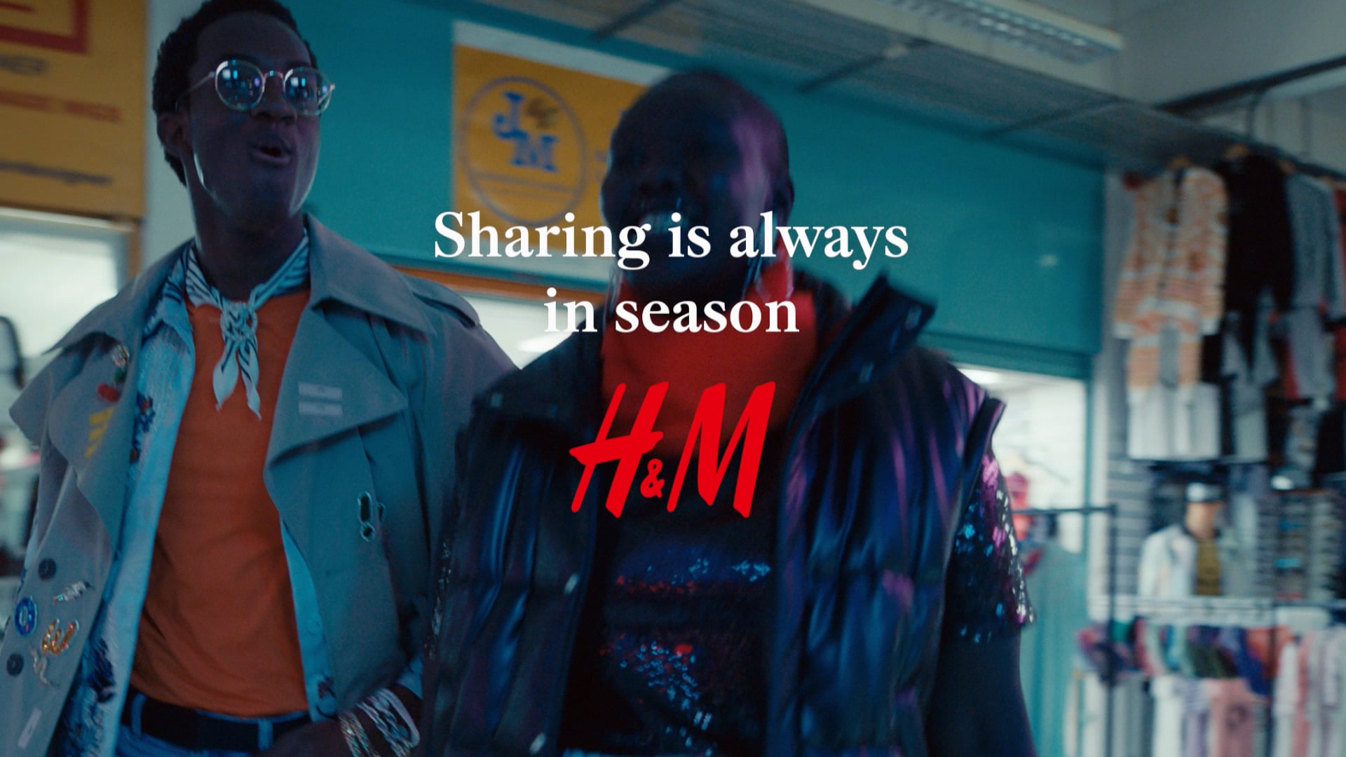 H&M Holidays “Sharing is always in season”