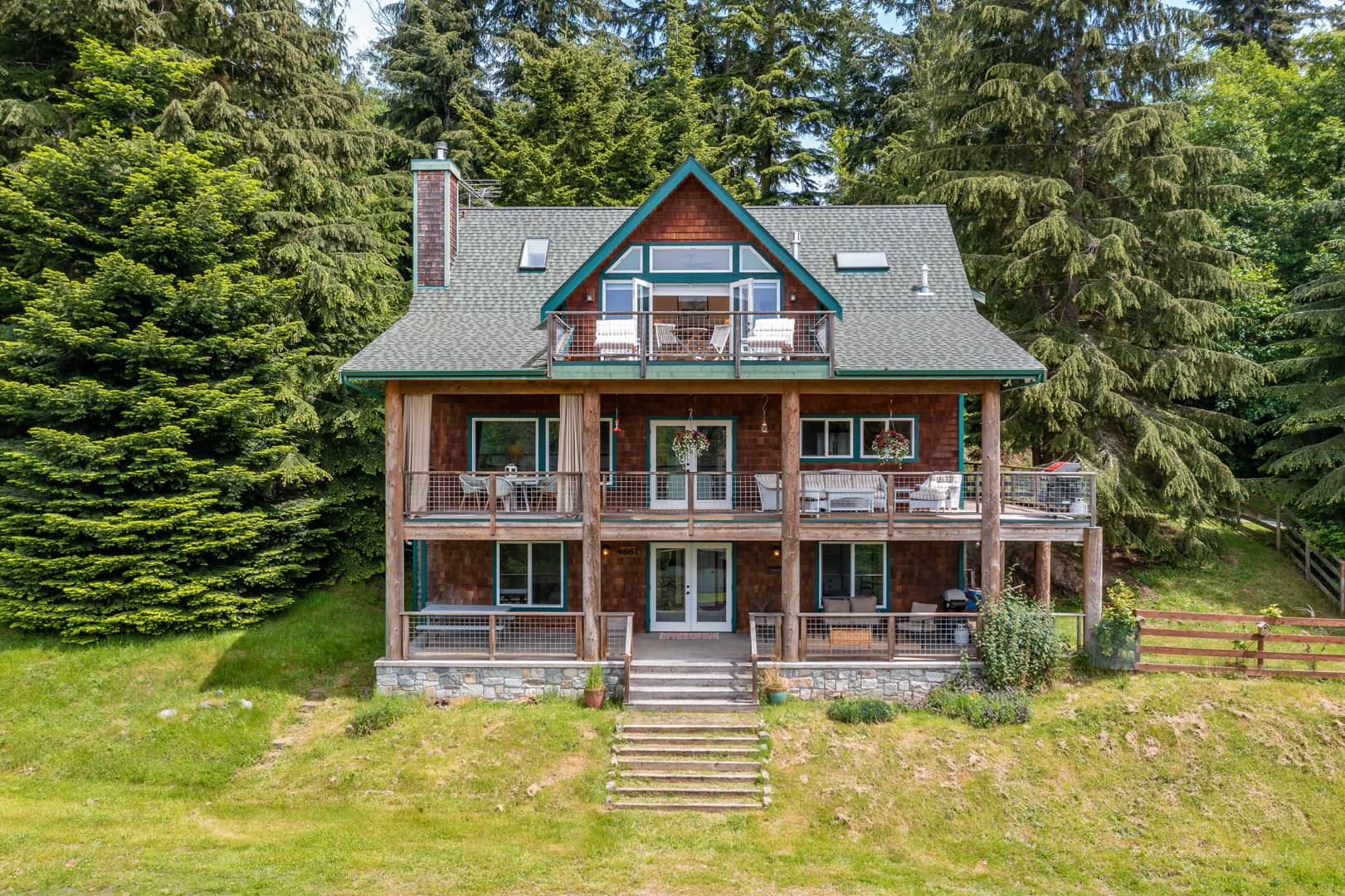 4661 Smugglers Cove Rd on Vimeo