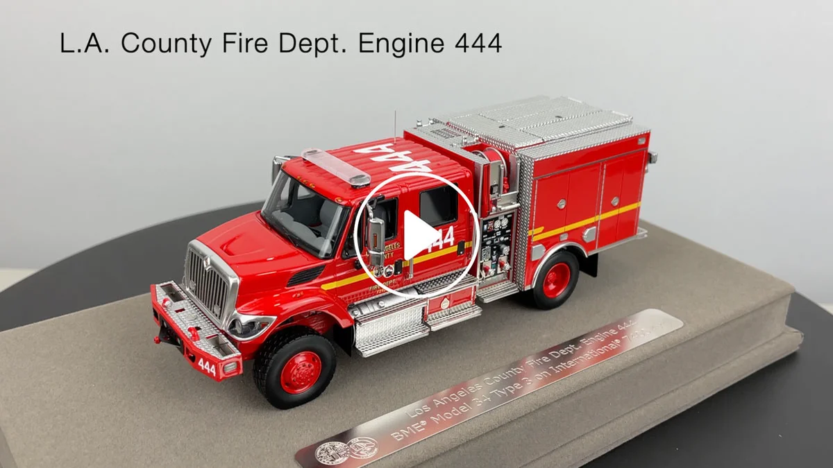 洋書 FIRE ENGINES IN NORTH AMERICA Fire Engines in North America | eAutomobilia the online