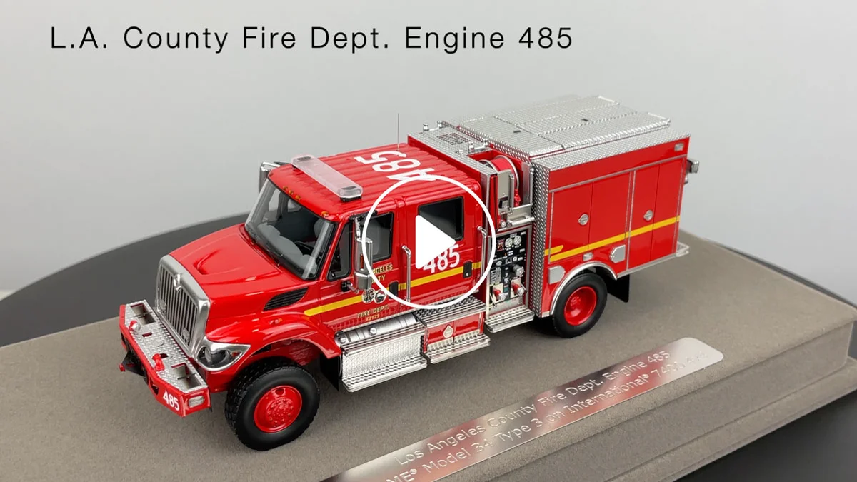 Fire Replicas BME Model 34 Type 3 International 7400 4x4 - Los